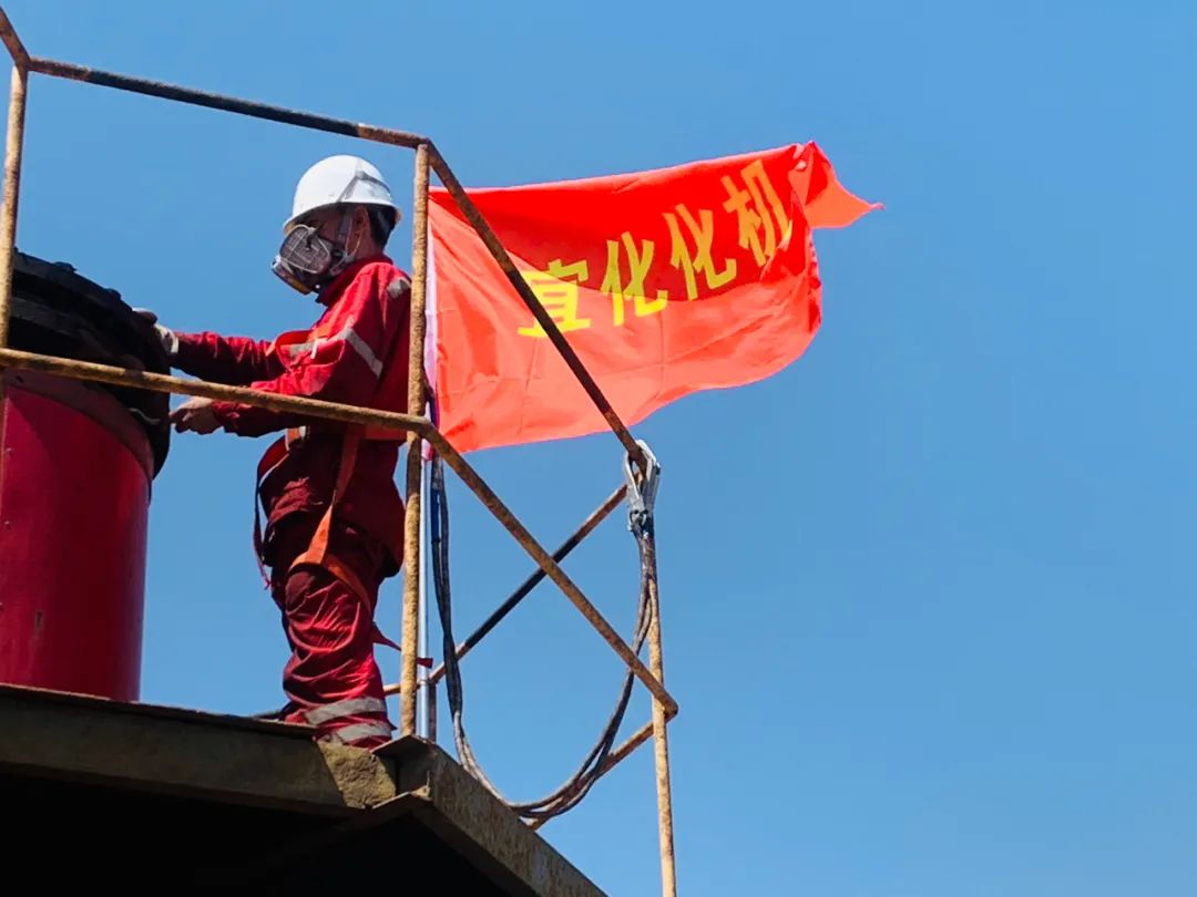 鏖戰內蒙大修 唱響奮斗之歌(圖1) 圖片