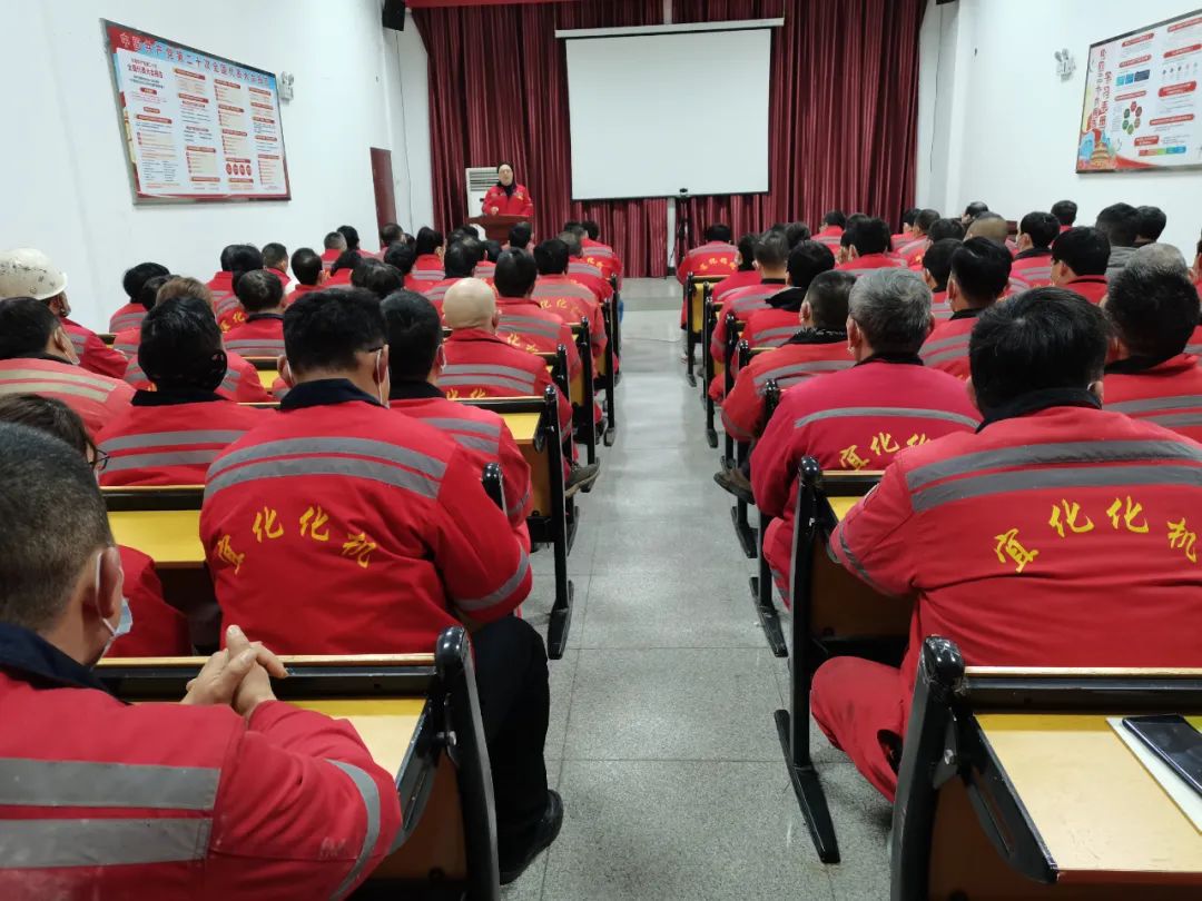 設(shè)備制造分公司召開2022年終總結(jié)會暨春節(jié)收心會(圖2) 圖片