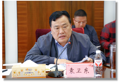 宜昌市委副書記袁衛東到宜化集團現場辦公(圖2) 宜昌市委副書記袁衛東到宜化集團現場辦公(圖2)