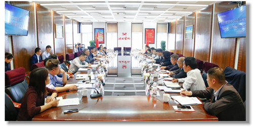 建行總行嚴達峰一行到宜化集團調研指導(圖2) 建行總行嚴達峰一行到宜化集團調研指導(圖2)