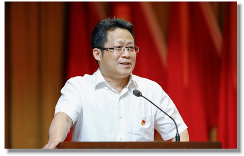 宜化集團黨委中心組組織2019年第六次集中(擴大)學(xué)習(xí)(圖4) 宜化集團黨委中心組組織2019年第六次集中(擴大)學(xué)習(xí)(圖4)