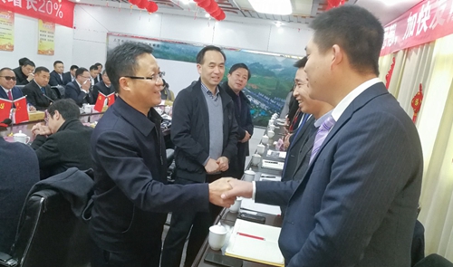 王大真帶隊到金沙酒業調研并指導2020年預算工作(圖4) 王大真帶隊到金沙酒業調研并指導2020年預算工作(圖4)