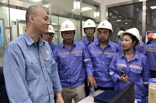 宜化集團優秀班組長“三個一”活動圓滿結束(圖6) 宜化集團優秀班組長“三個一”活動圓滿結束(圖6)