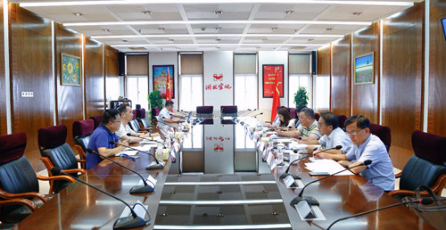 市國資委廠務公開民主管理調研組到集團開展專題調研(圖1) 市國資委廠務公開民主管理調研組到集團開展專題調研(圖1)