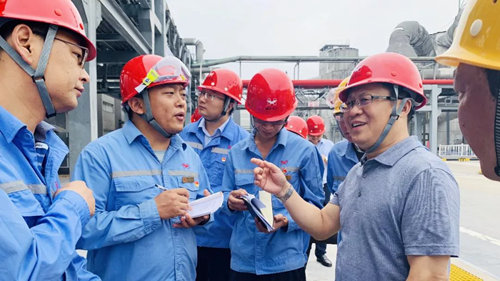 王大真到松滋肥業現場辦公(圖2) 王大真到松滋肥業現場辦公(圖2)