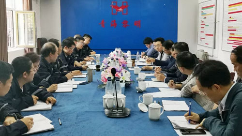 青海省副省長王黎明一行到青海黎明調(diào)研(圖2) 青海省副省長王黎明一行到青海黎明調(diào)研(圖2)