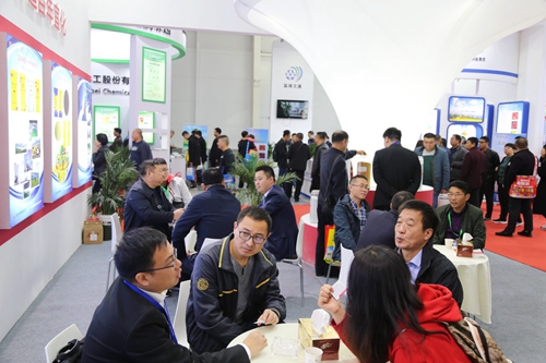 宜化集團參加2019中國磷復肥工業展會并榮登“2019年度中國農資經銷商最佳合作廠家”榜首(圖4) 宜化集團參加2019中國磷復肥工業展會并榮登“2019年度中國農資經銷商最佳合作廠家”榜首(圖4)