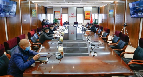 集團召開挖潛增效項目評審及技術專家評聘會議(圖1) 集團召開挖潛增效項目評審及技術專家評聘會議(圖1)