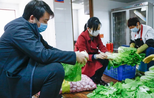 集團總部:嚴抓疫情防控 保障辦公秩序(圖3) 集團總部:嚴抓疫情防控 保障辦公秩序(圖3)