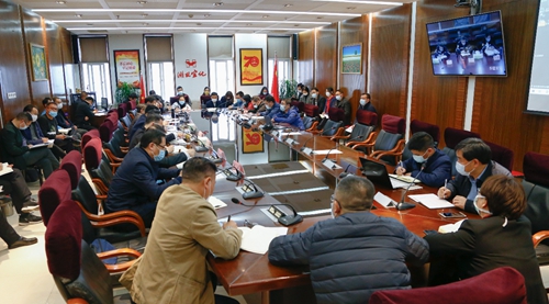 集團召開董事會(擴大)會議暨行政辦公會(圖1) 集團召開董事會(擴大)會議暨行政辦公會(圖1)