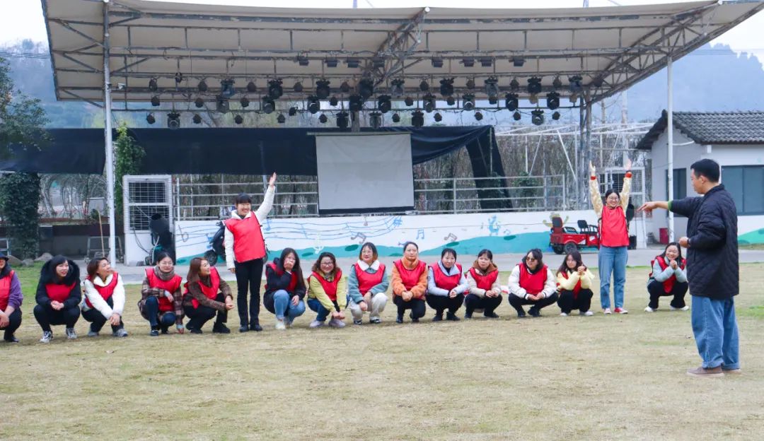 【三八特輯】激揚(yáng)巾幗之志助力工程建設(shè)!田家河園區(qū)組織女職工開(kāi)展團(tuán)建活動(dòng)(圖10) 【三八特輯】激揚(yáng)巾幗之志助力工程建設(shè)!田家河園區(qū)組織女職工開(kāi)展團(tuán)建活動(dòng)(圖10)