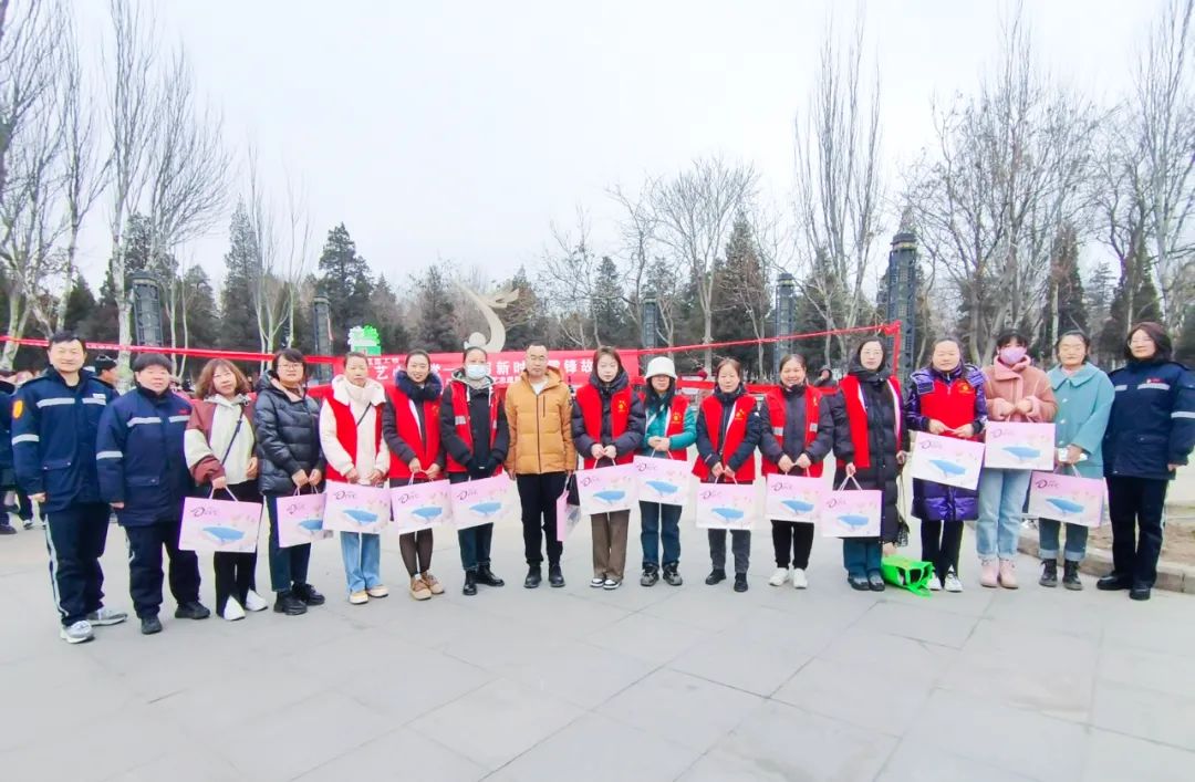 內蒙宜化:三月春風暖人心,學習雷鋒志愿行(圖8) 內蒙宜化:三月春風暖人心,學習雷鋒志愿行(圖8)