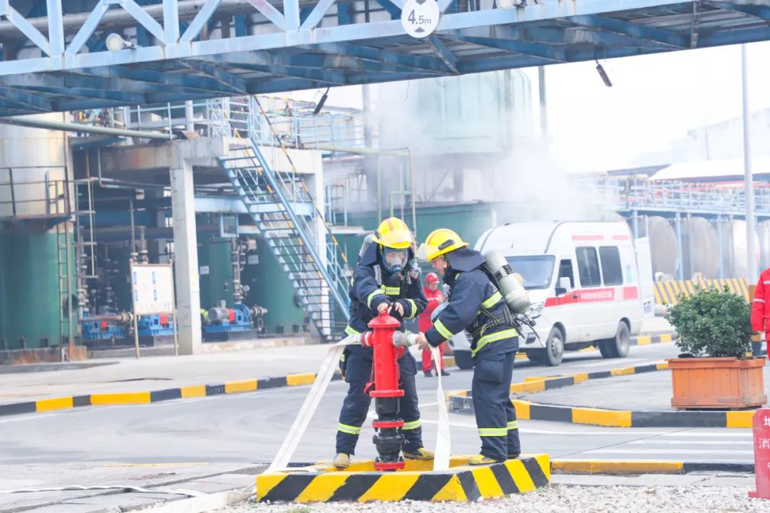 喜訊!股份公司PVC電儀維護(hù)班、消防班榮獲此項(xiàng)榮譽(yù)(圖5) 喜訊!股份公司PVC電儀維護(hù)班、消防班榮獲此項(xiàng)榮譽(yù)(圖5)