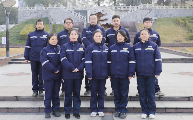 喜報(bào)！全國表彰，股份公司猇亭片區(qū)電解四班榜上有名！