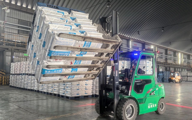 以賽促學展風采！青海宜化開展叉車技能比武