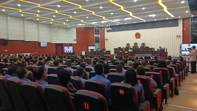 青海宜化：旁聽(tīng)庭審敲警鐘，紀(jì)法紅線記心間(圖1)