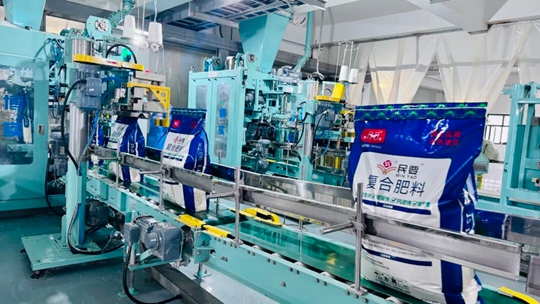 宜化酵母復合肥成功下線！增值復合肥再添“新成員”(圖1)