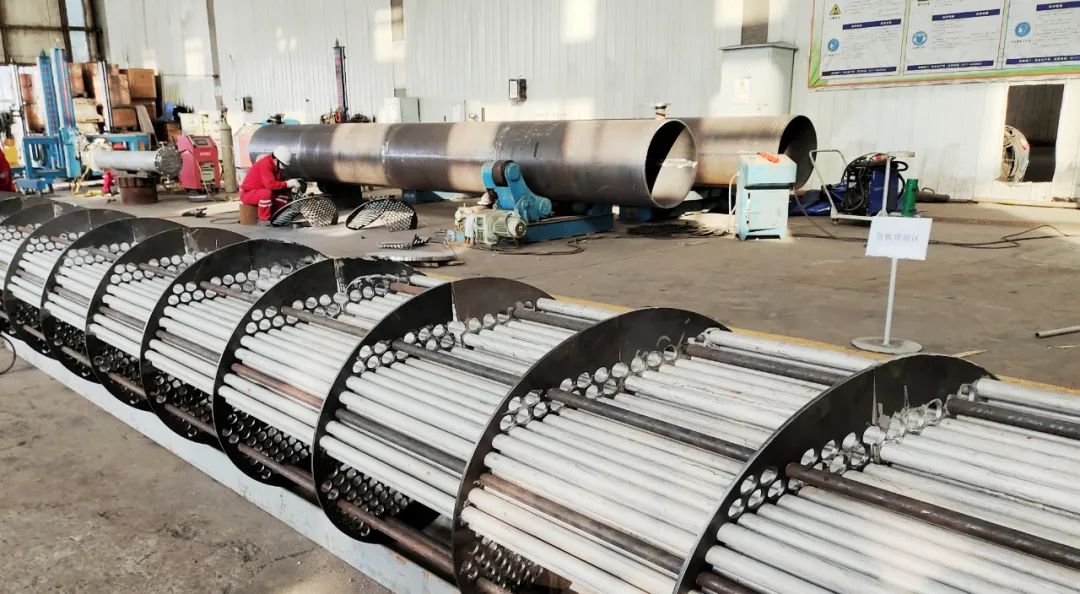 祝賀!化機(jī)公司首批新一代換熱器產(chǎn)品成功交付(圖1) 無中心管連續(xù)螺旋折流板換熱器