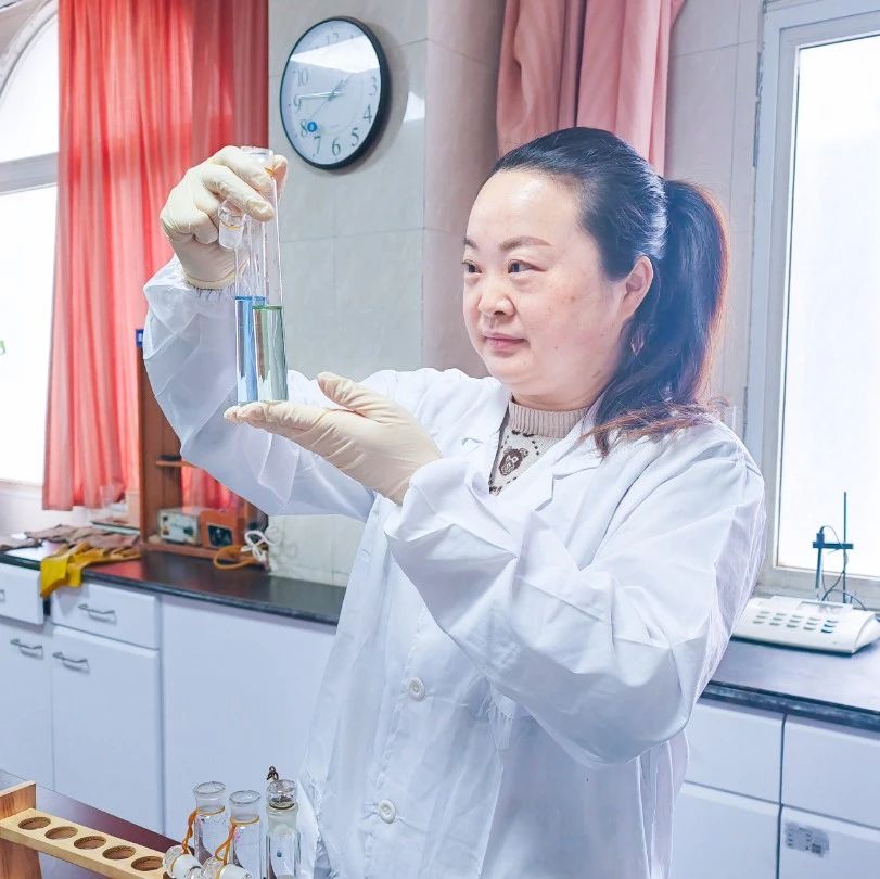 【宜化榜樣】股份公司黃冬燕：立足分析崗位，爭當技術能手